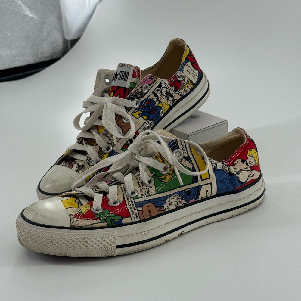 Women’s Rare Vintage Converse All Star Comic Retro Classic Sneakers Vintage